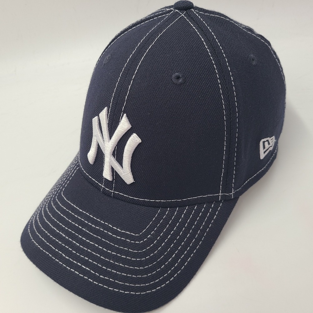 New York Yankees Hat Fitted L-XL New Era 39Thirty Blue White MLB Baseball Men